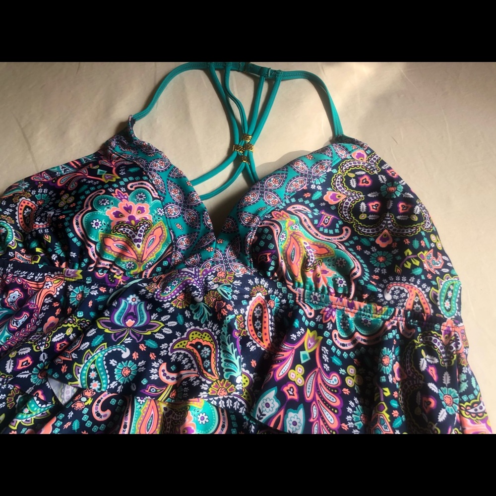 Catalina 2 Piece Swim Suit Size M 8-10 - Picture 4 of 5
